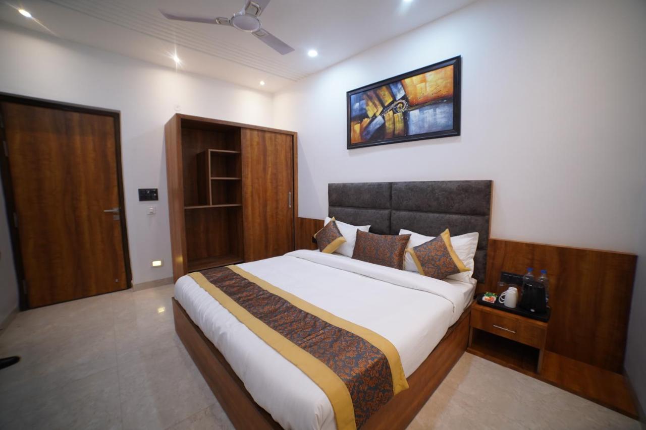 Hotel Elite - 5 Mins From Golden Temple Amritsar Exterior photo