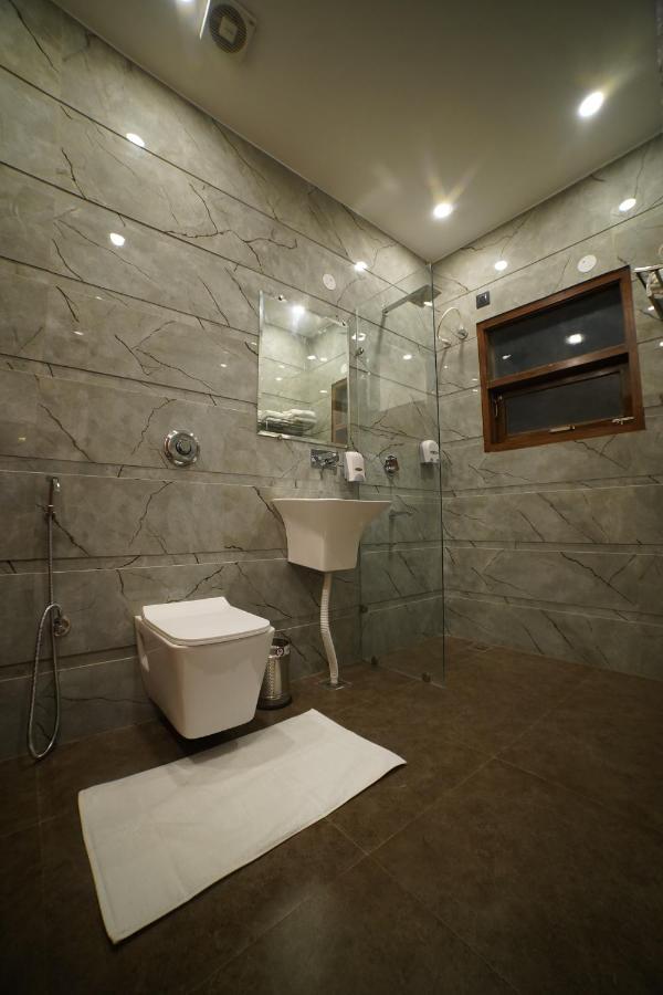 Hotel Elite - 5 Mins From Golden Temple Amritsar Exterior photo